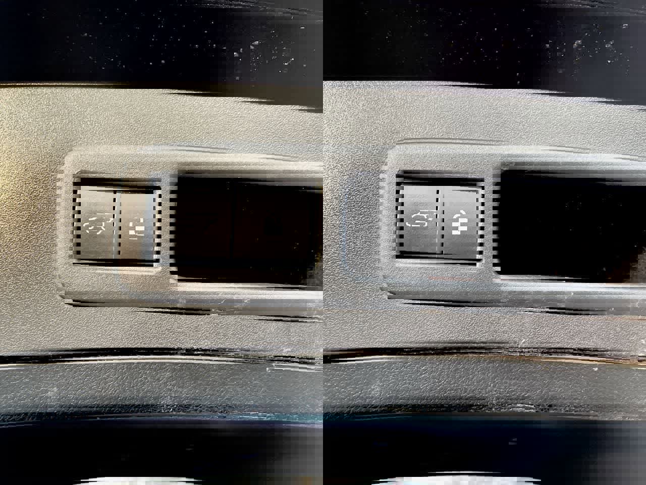 Used 2020 Lexus UX 250h w/ Premium Package image 18