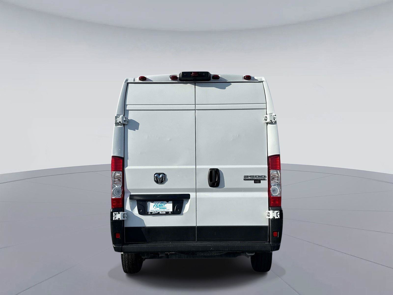 Used 2025 RAM ProMaster 2500 w/ Convenience Group FWD image 5