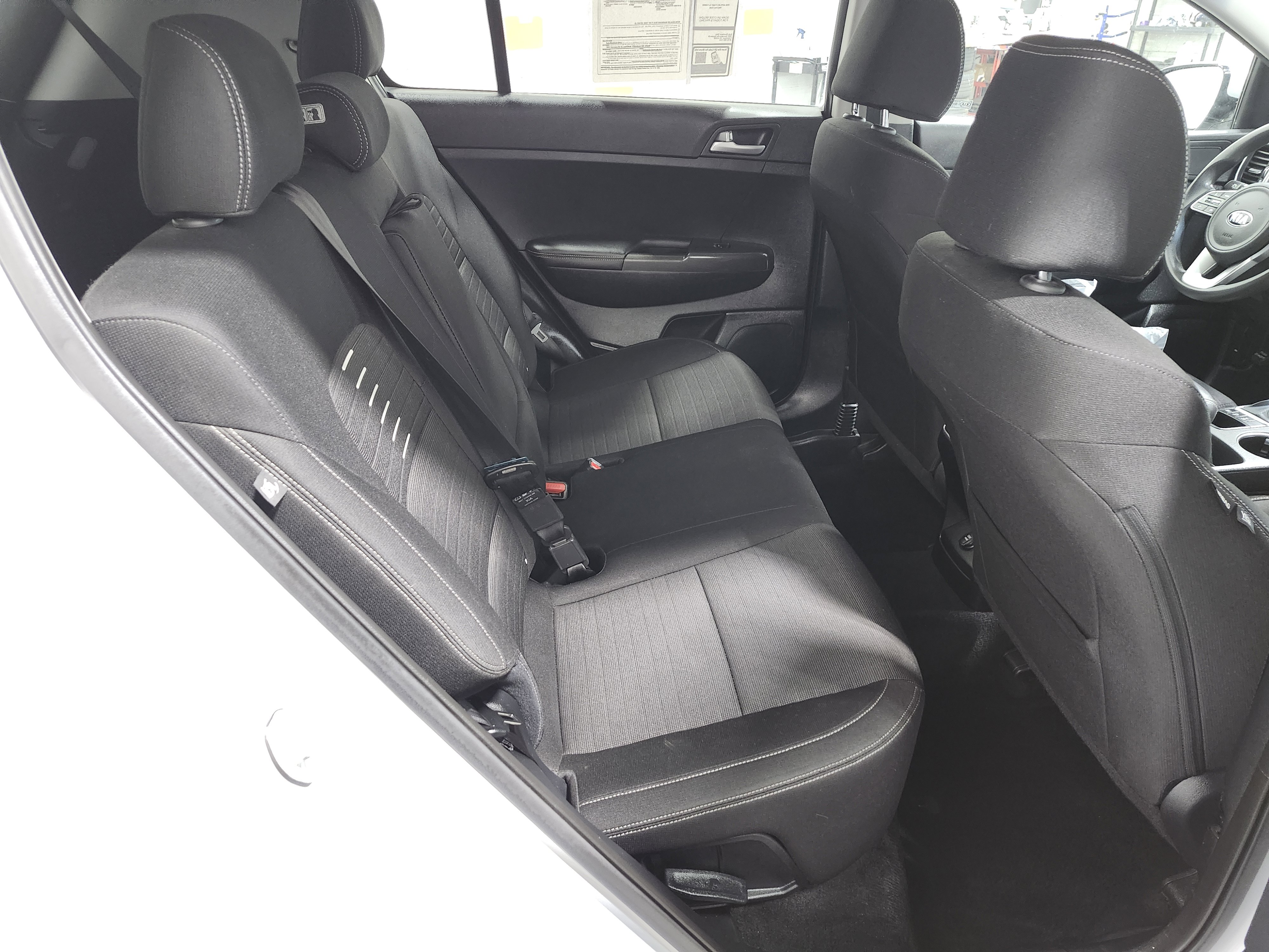 Used 2020 Kia Sportage LX w/ LX Popular Package image 18