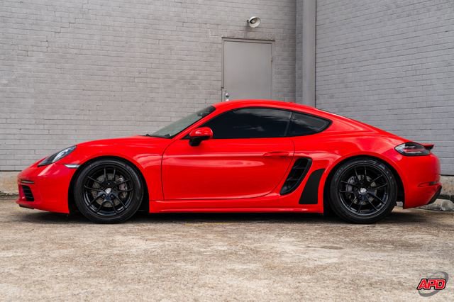 Used 2018 Porsche 718 Cayman RWD image 50
