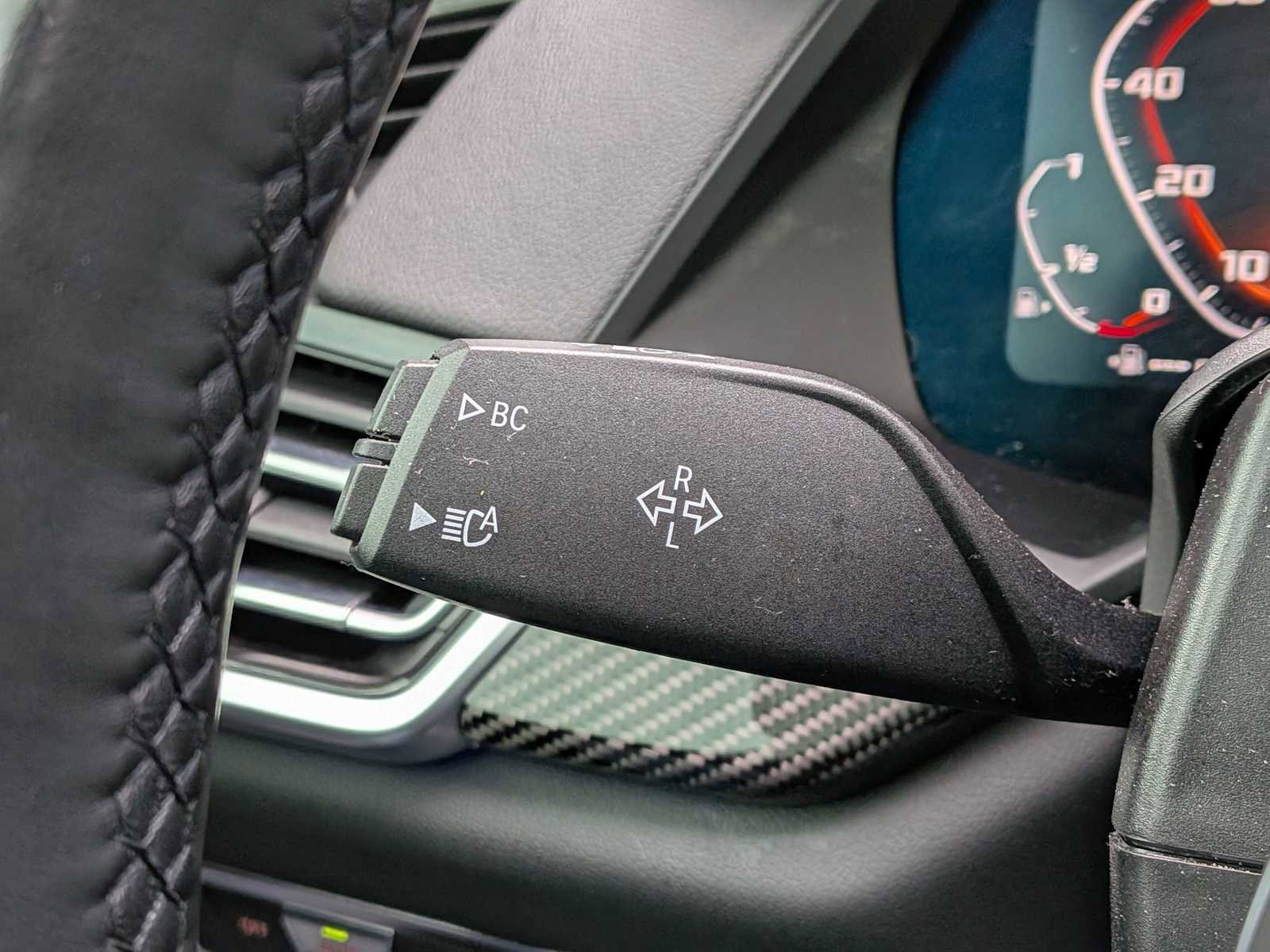 Used 2023 BMW X5 M50i w/ Executive Package image 28