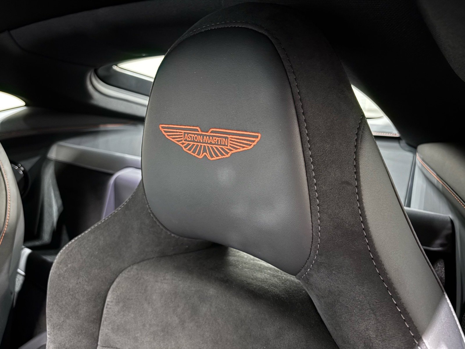 New 2026 Aston Martin V8 Vantage Coupe image 5