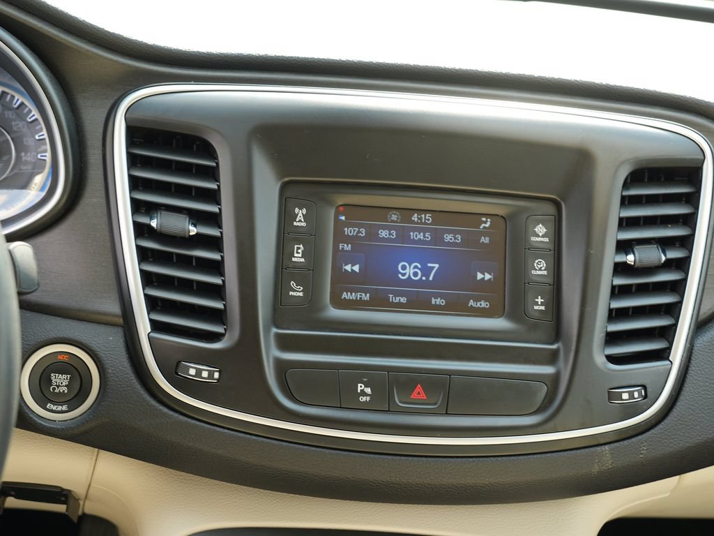 Used 2016 Chrysler 200 Limited w/ Travel & Safety Group FWD image 22