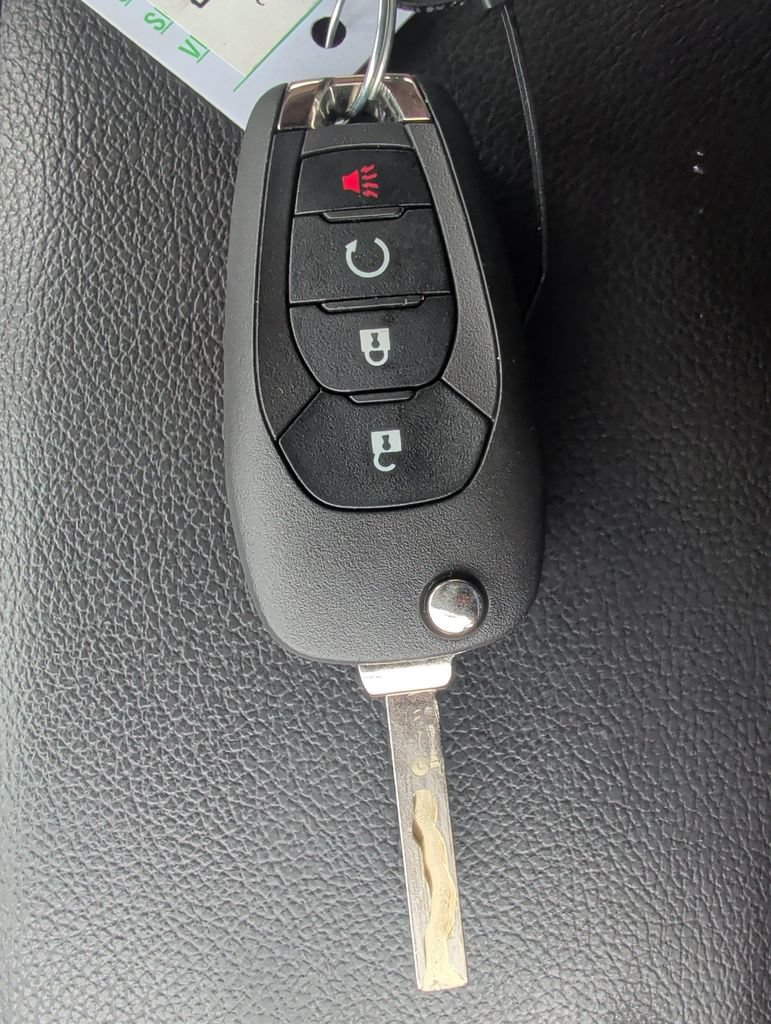Used 2017 Chevrolet Cruze LS FWD image 18
