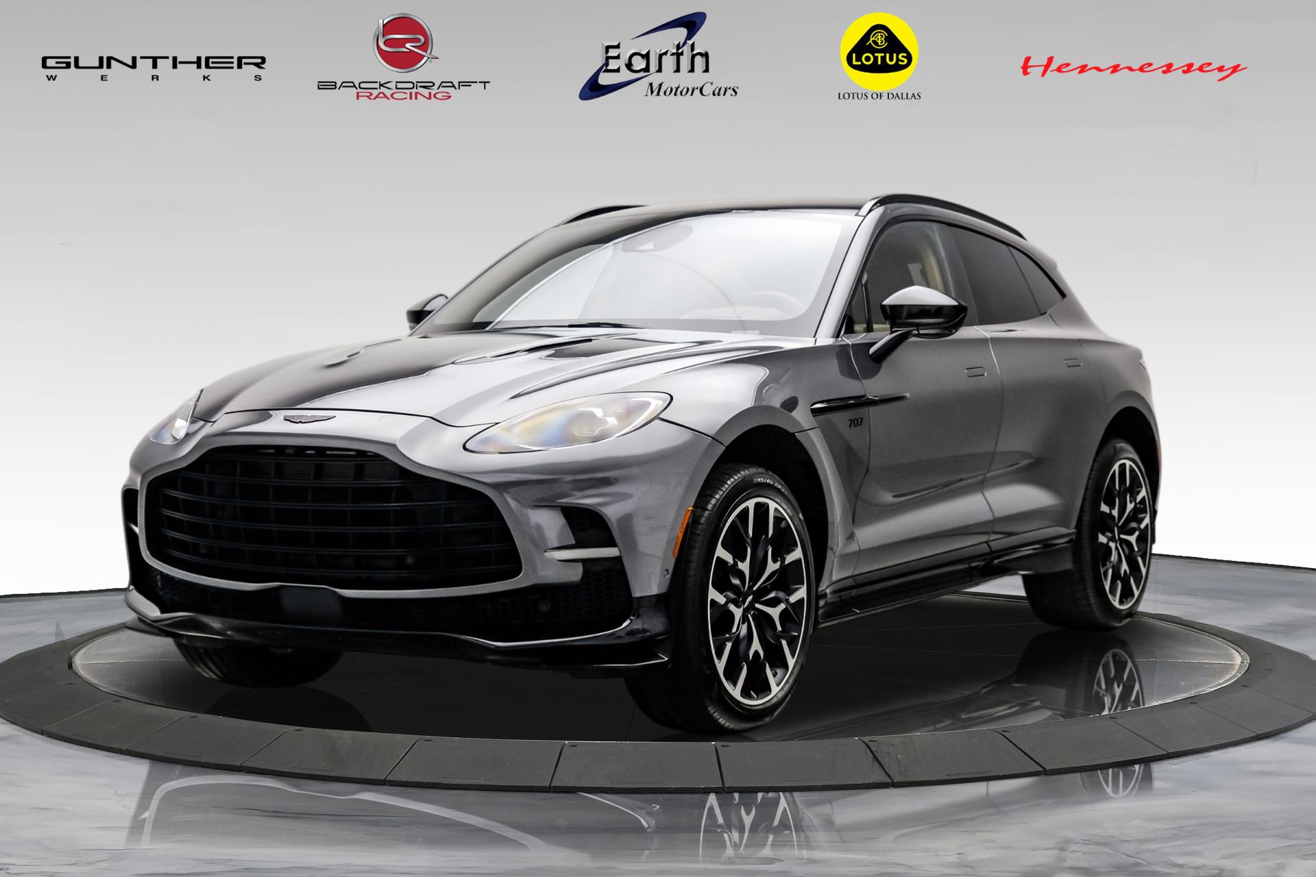 Used 2023 Aston Martin DBX 707 image 1