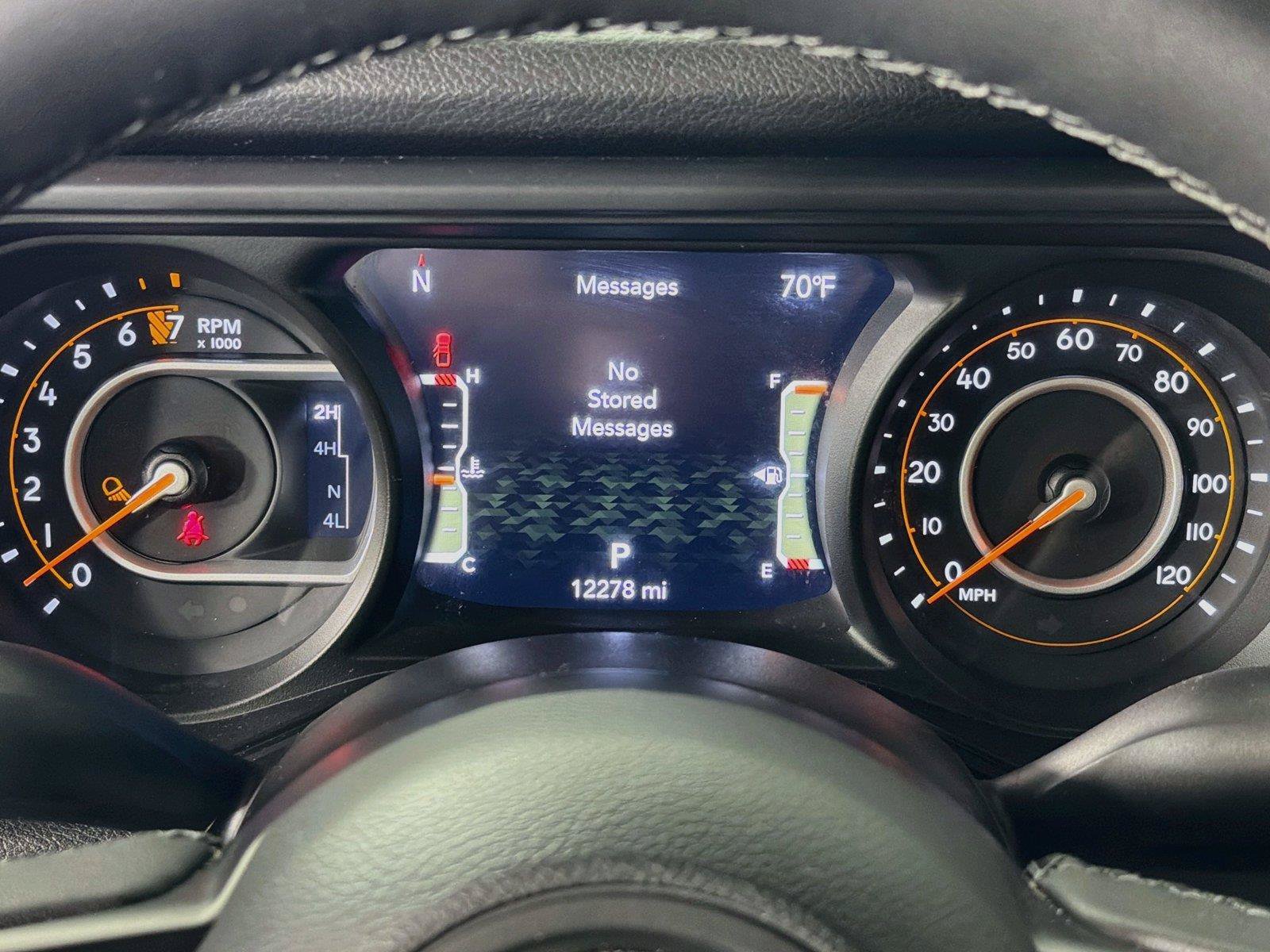 Used 2025 Jeep Gladiator Sport AWD/4WD image 18
