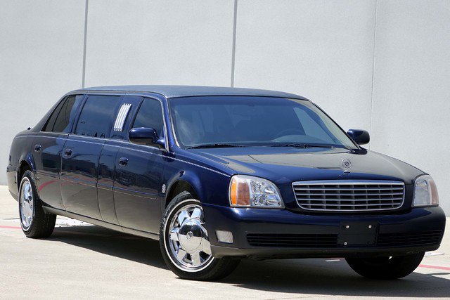 Used 2001 Cadillac De Ville Limousine FWD image 1