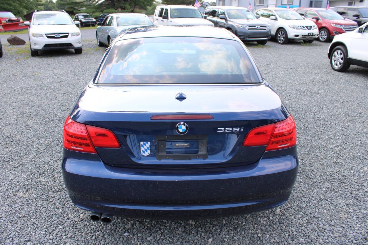 Used 2013 BMW 328i Convertible RWD image 16