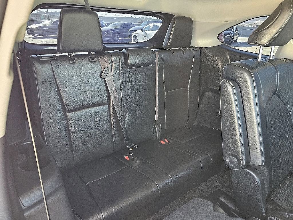 Used 2025 Toyota Highlander Limited image 20