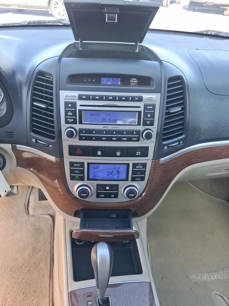 Used 2007 Hyundai Santa Fe Limited FWD image 20