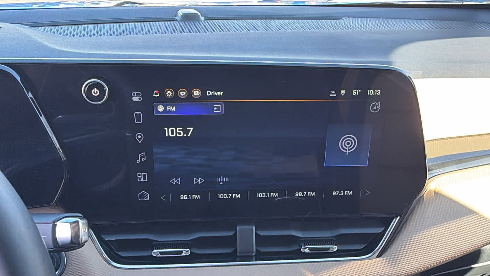 New 2026 Chevrolet Equinox ACTIV w/ Convenience Package III image 15