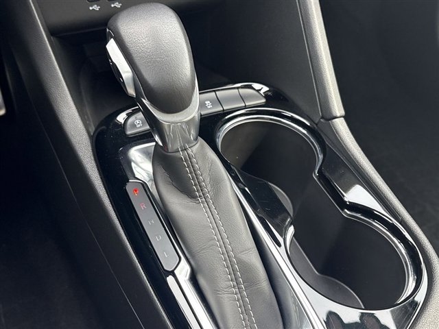 Certified 2024 Buick Encore GX Sport Touring w/ Comfort Package AWD/4WD image 15