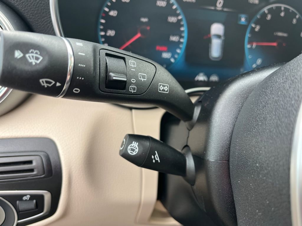 Certified 2022 Mercedes-Benz GLC 300 4MATIC w/ Driver Assistance Package image 23