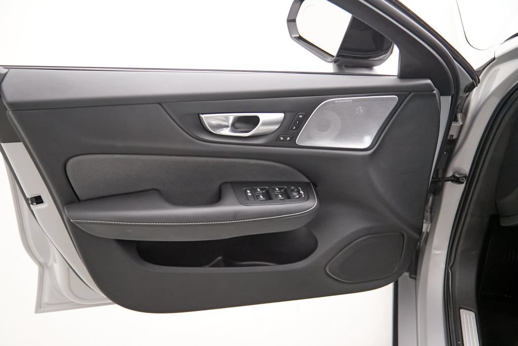 Certified 2024 Volvo V60 T8 Polestar AWD/4WD image 13