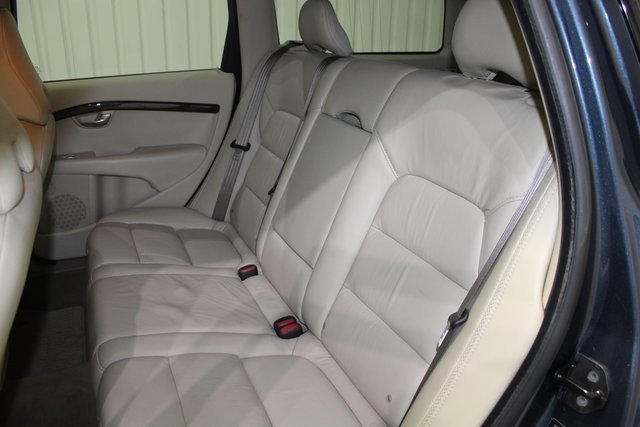 Used 2008 Volvo XC70 3.2 image 18
