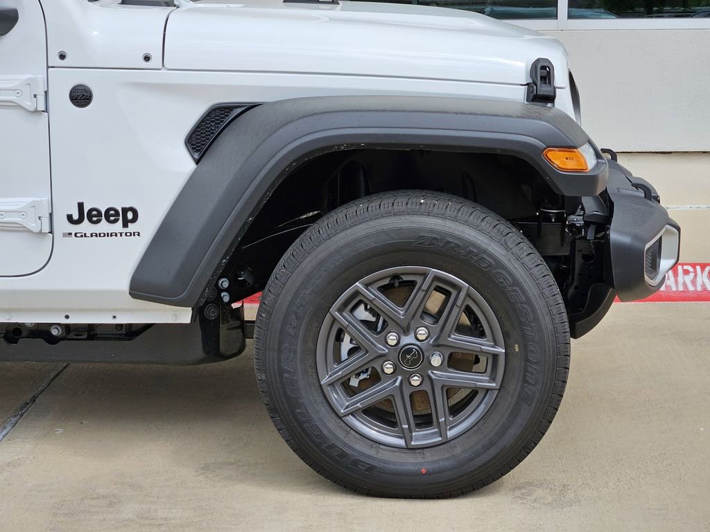 New 2026 Jeep Gladiator Sport AWD/4WD image 6