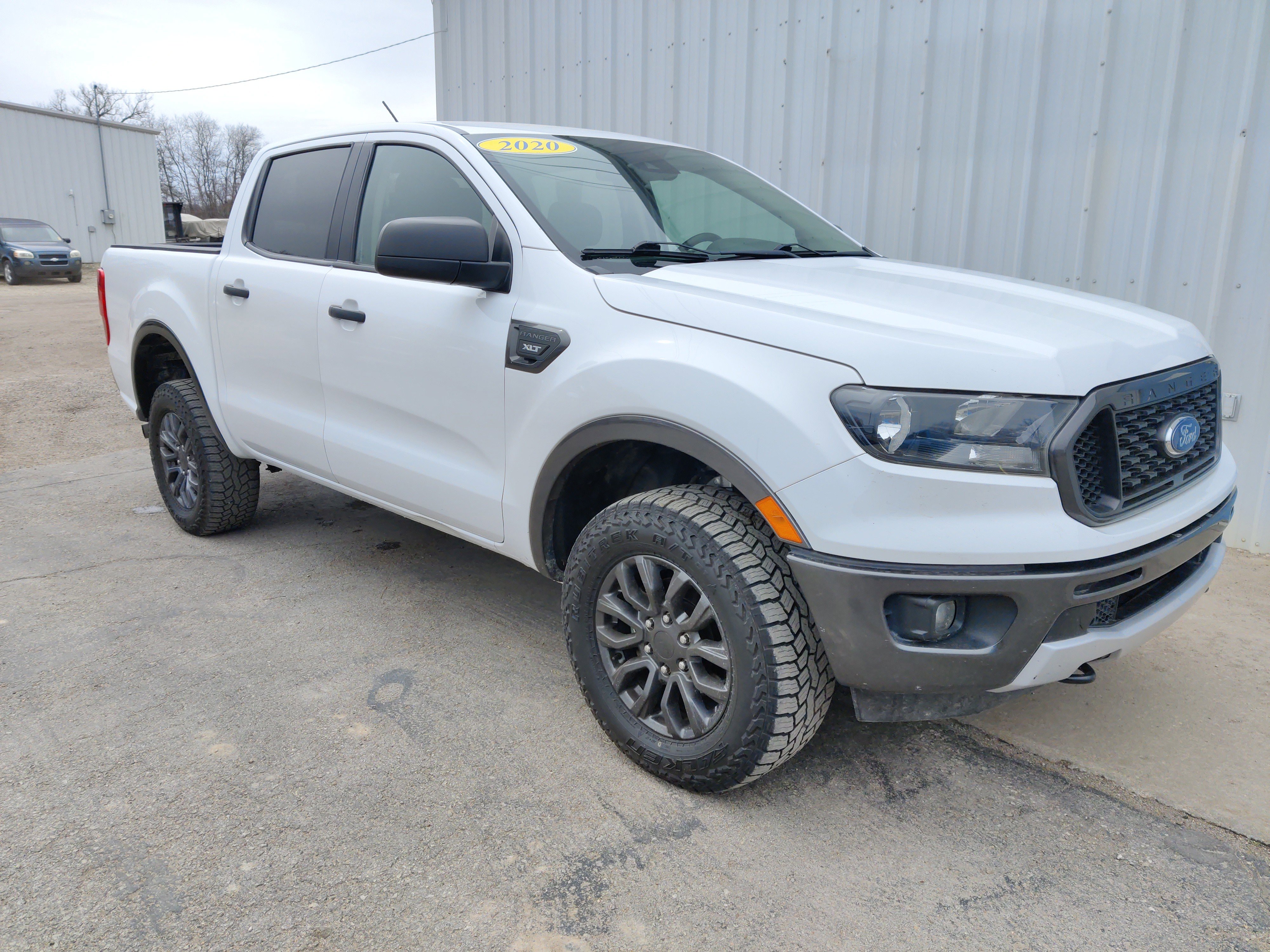 Used 2020 Ford Ranger XLT w/ Equipment Group 301A Mid image 2