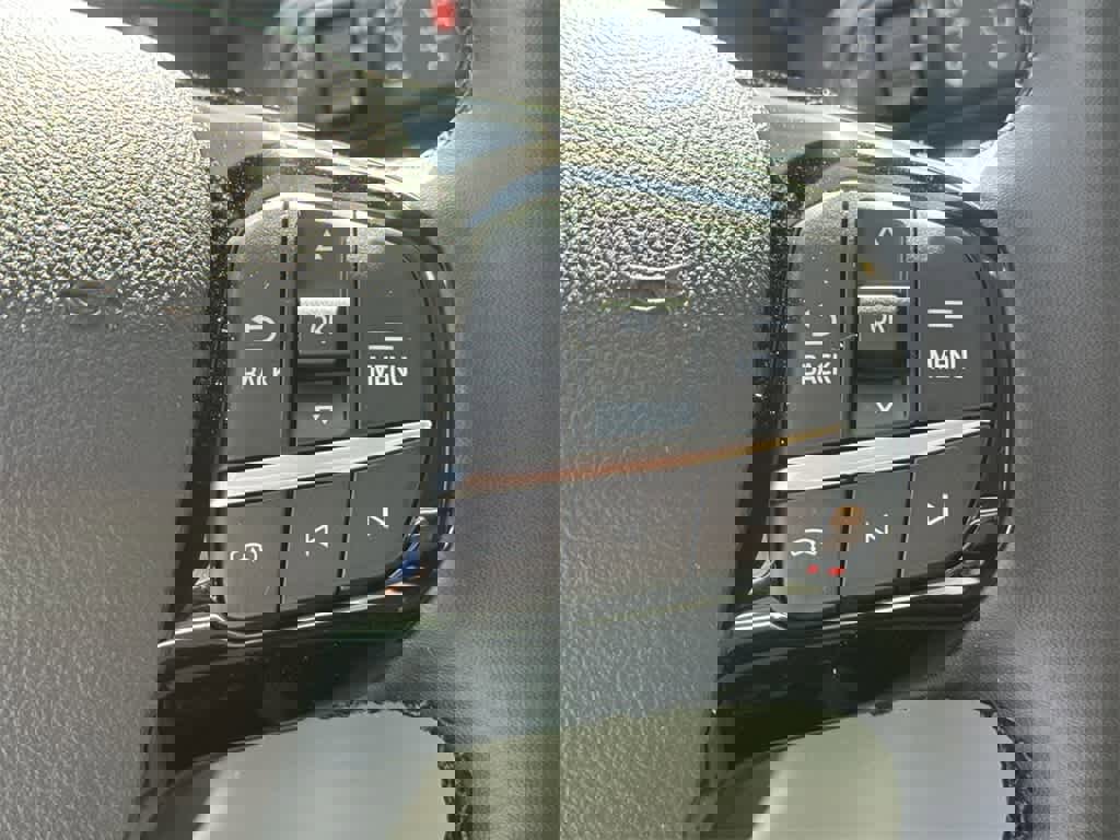 New 2025 Ford Escape Active w/ Active Premium Tech Pack image 23