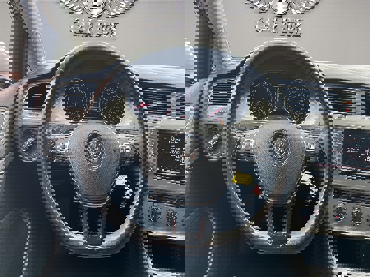 Used 2016 Volkswagen Golf S image 9