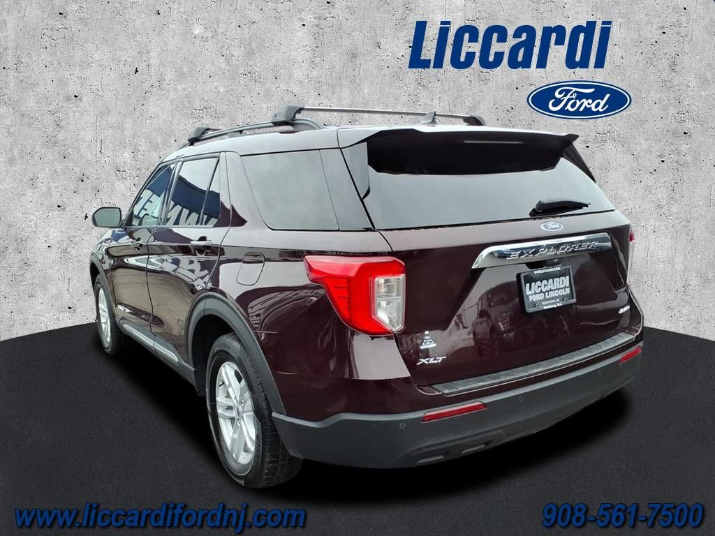Certified 2023 Ford Explorer XLT AWD/4WD image 4
