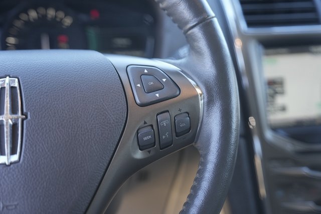 Used 2015 Lincoln MKX FWD w/ Equipment Group 101A image 23