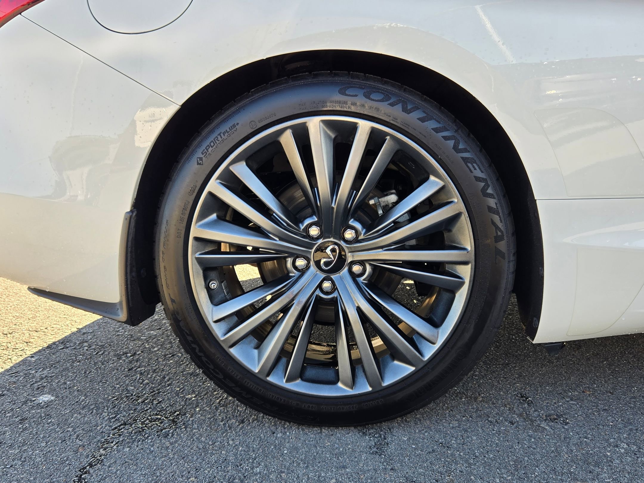 Used 2022 INFINITI Q60 3.0t Luxe w/ Style Package image 11