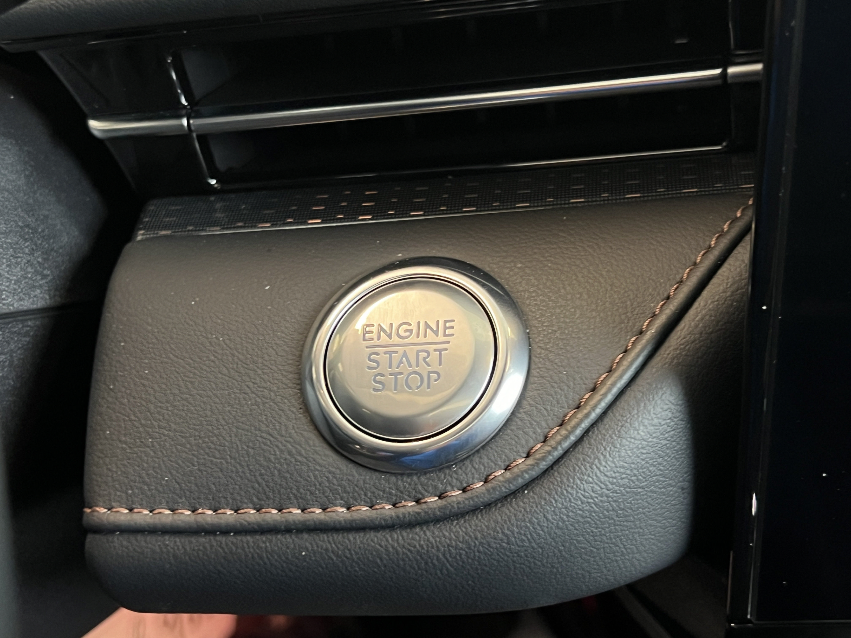 New 2025 Lincoln Nautilus Reserve w/ Jet Appearance Package AWD/4WD image 20