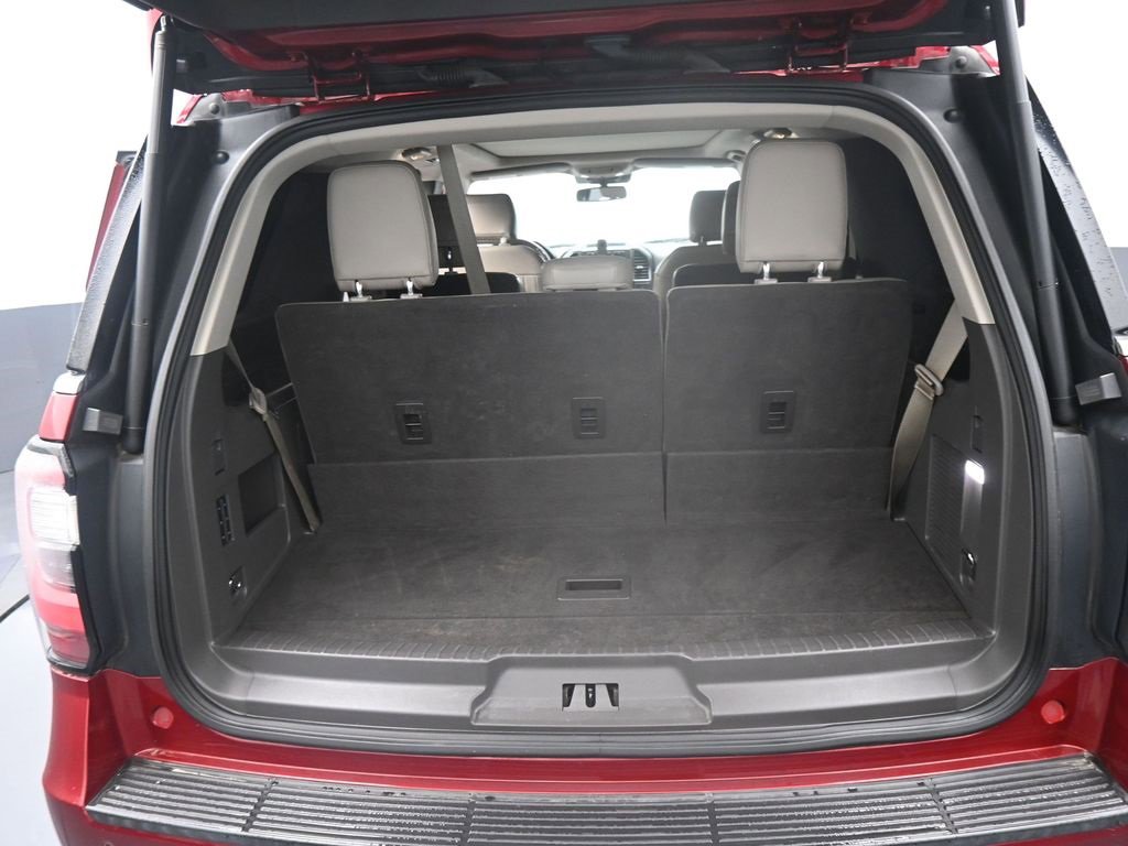 Used 2019 Ford Expedition Limited w/ Driver Assistance Package image 4