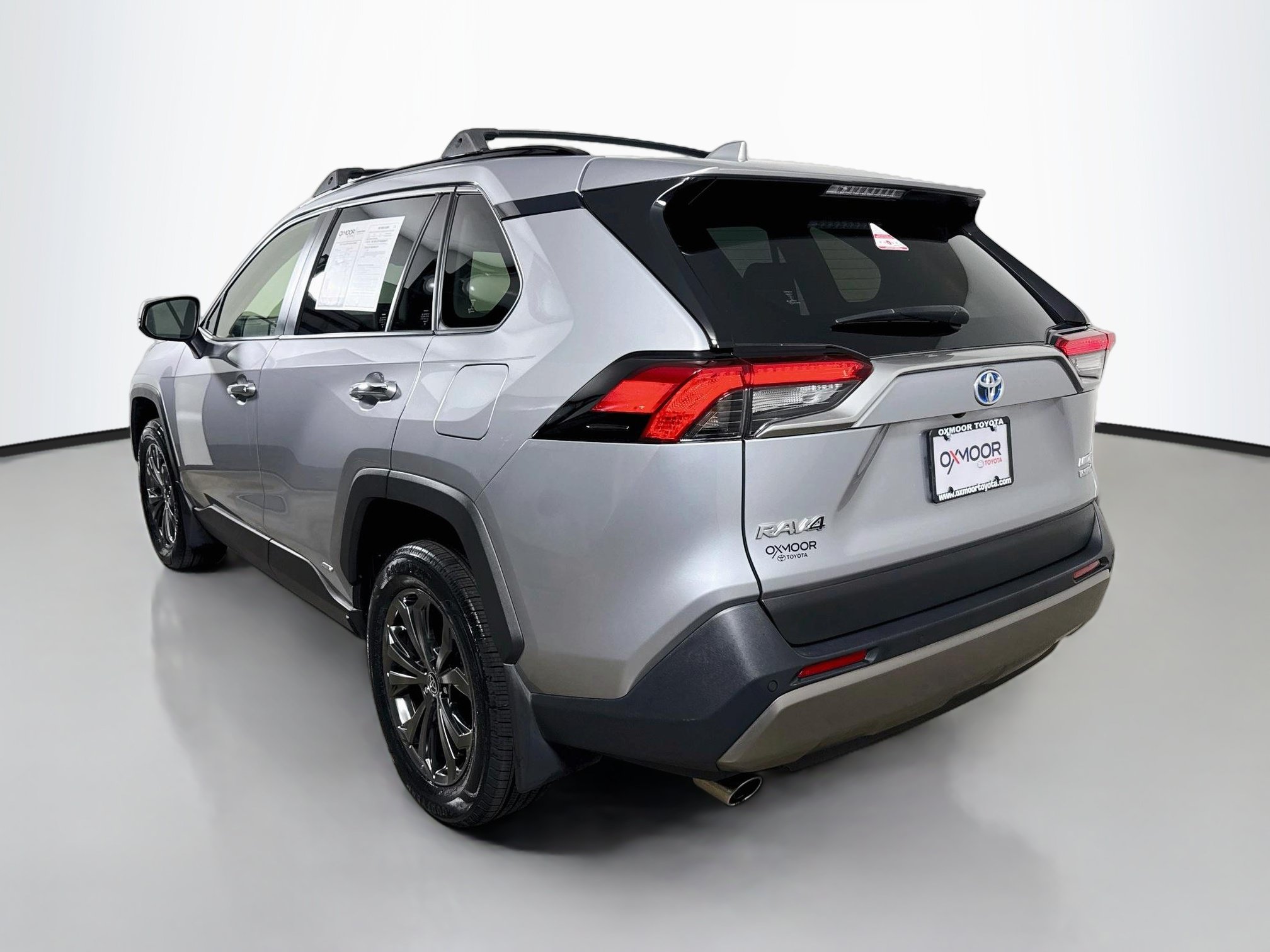 Certified 2022 Toyota RAV4 Limited AWD/4WD image 5