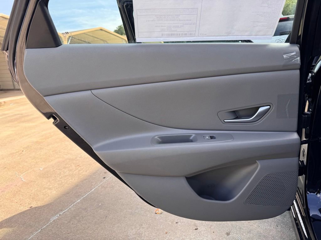New 2026 Hyundai Elantra Hybrid FWD image 20