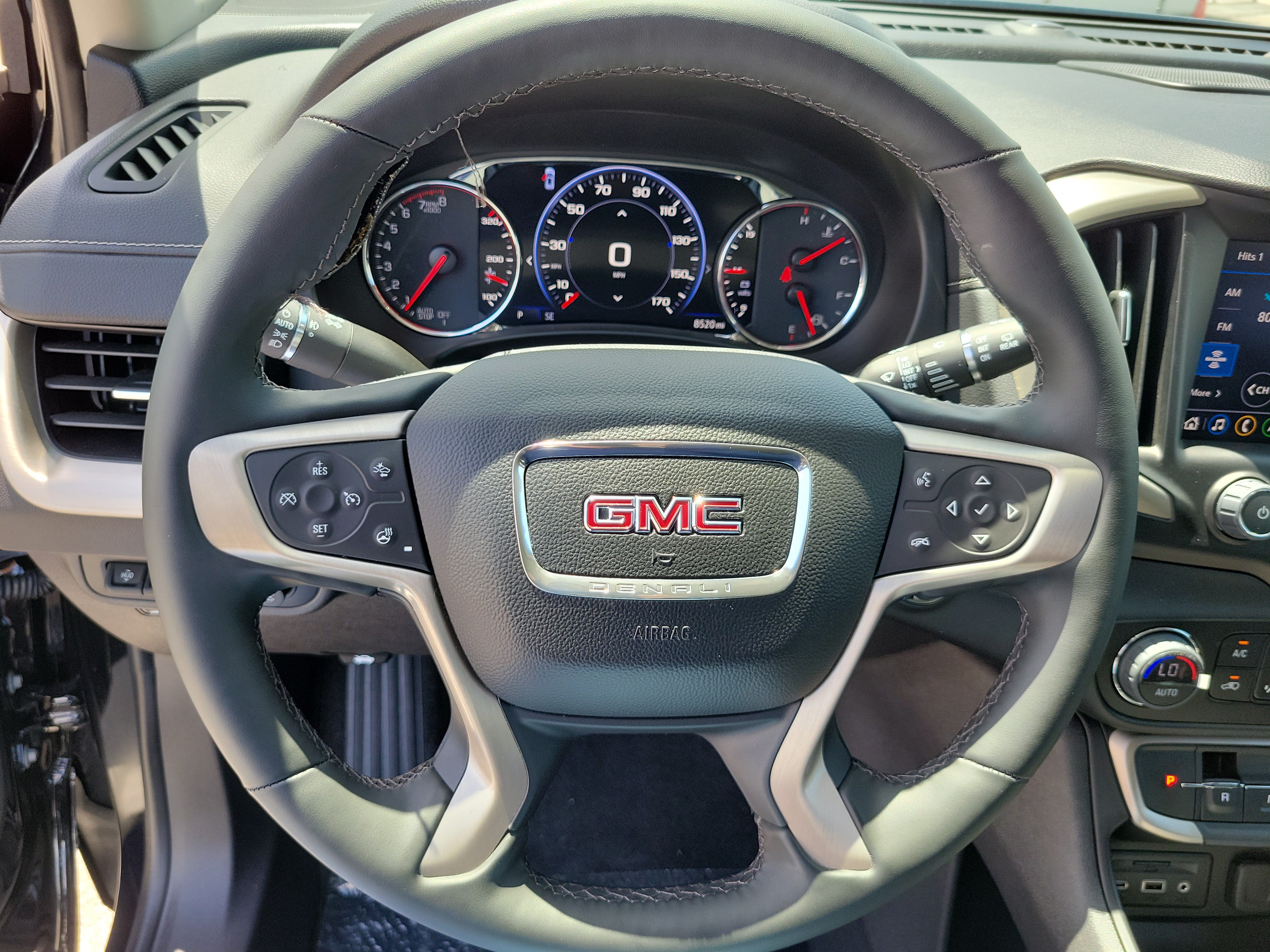 Used 2024 GMC Terrain Denali w/ Denali Premium Package AWD/4WD image 21