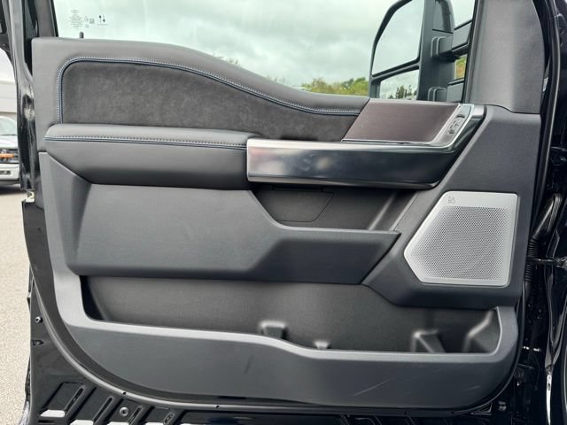 New 2026 Ford F250 Platinum AWD/4WD image 16
