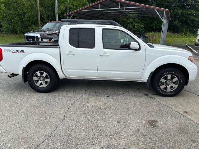 Used 2011 Nissan Frontier PRO-4X w/ Pro-4x Luxury Pkg AWD/4WD image 3