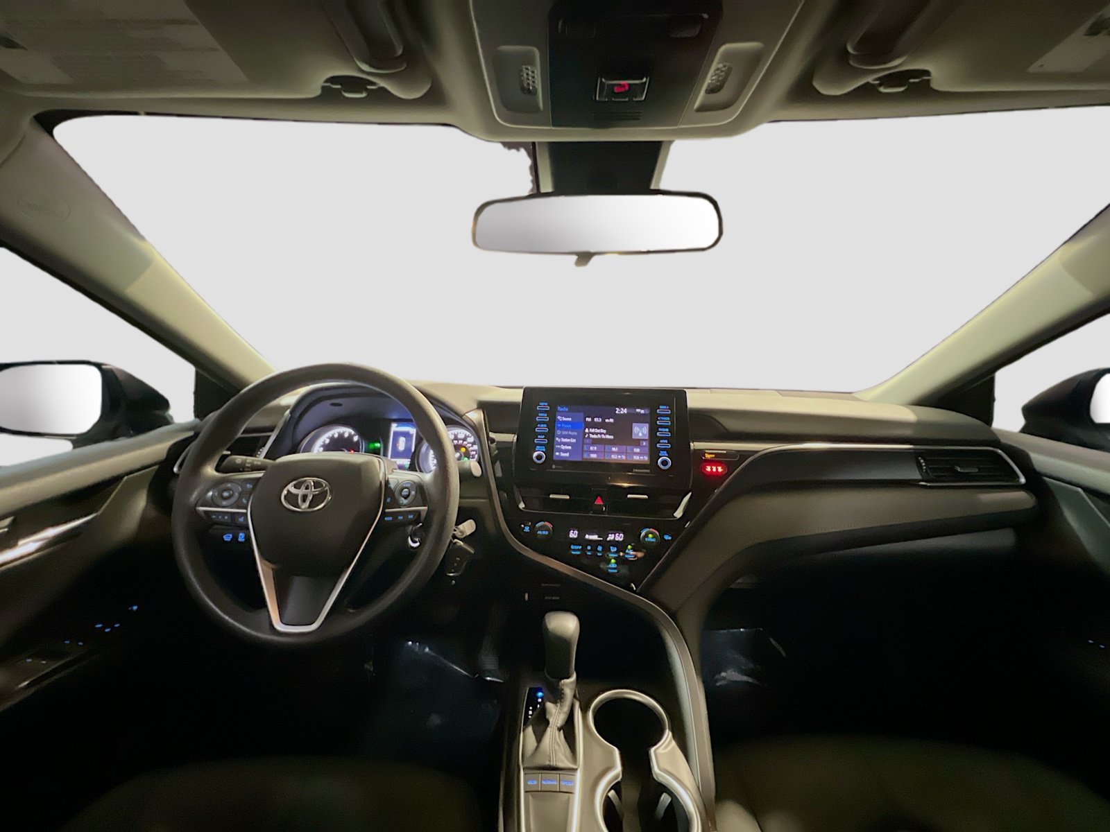 Used 2024 Toyota Camry LE FWD image 15