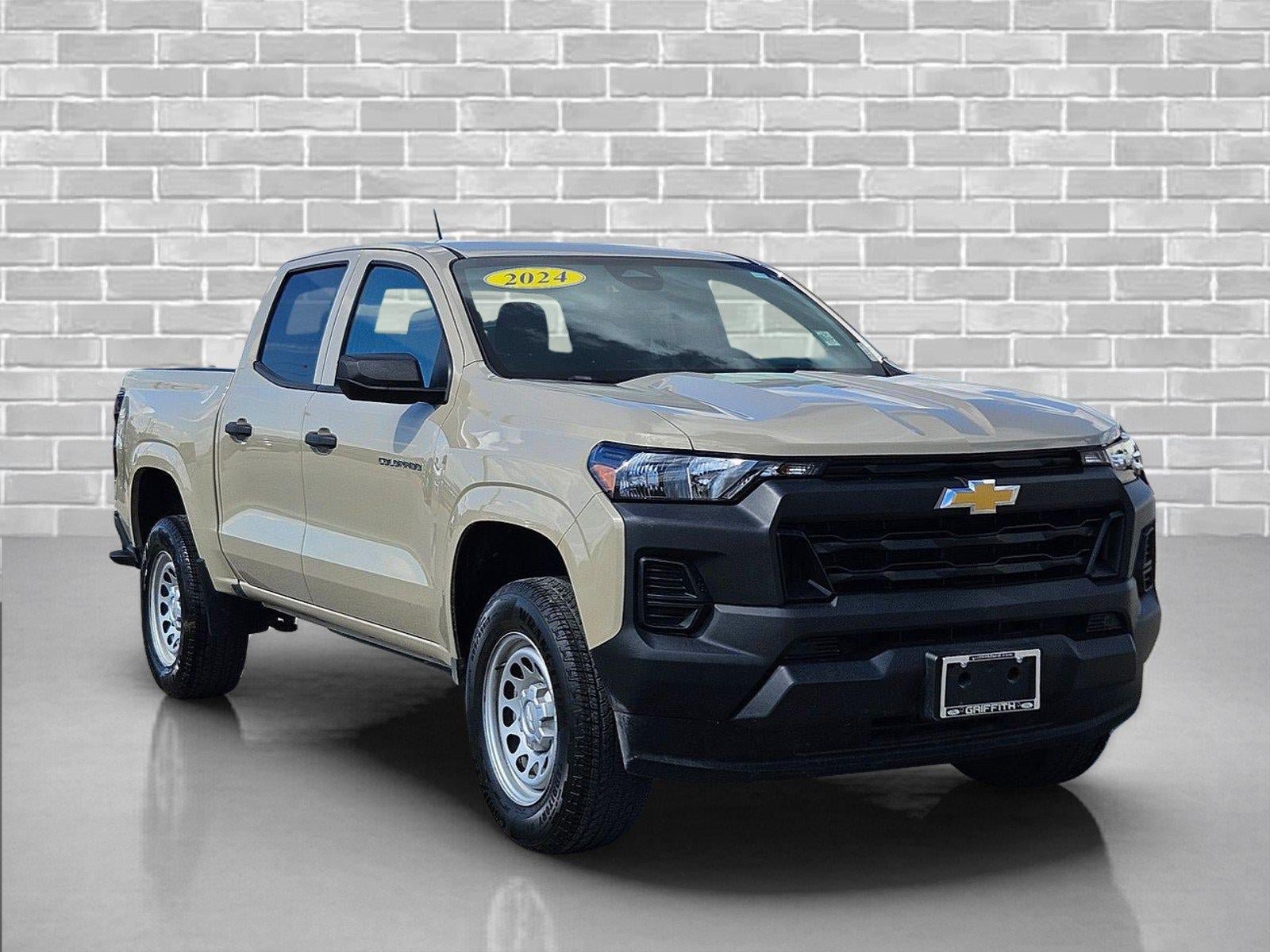 Used 2024 Chevrolet Colorado W/T RWD image 3