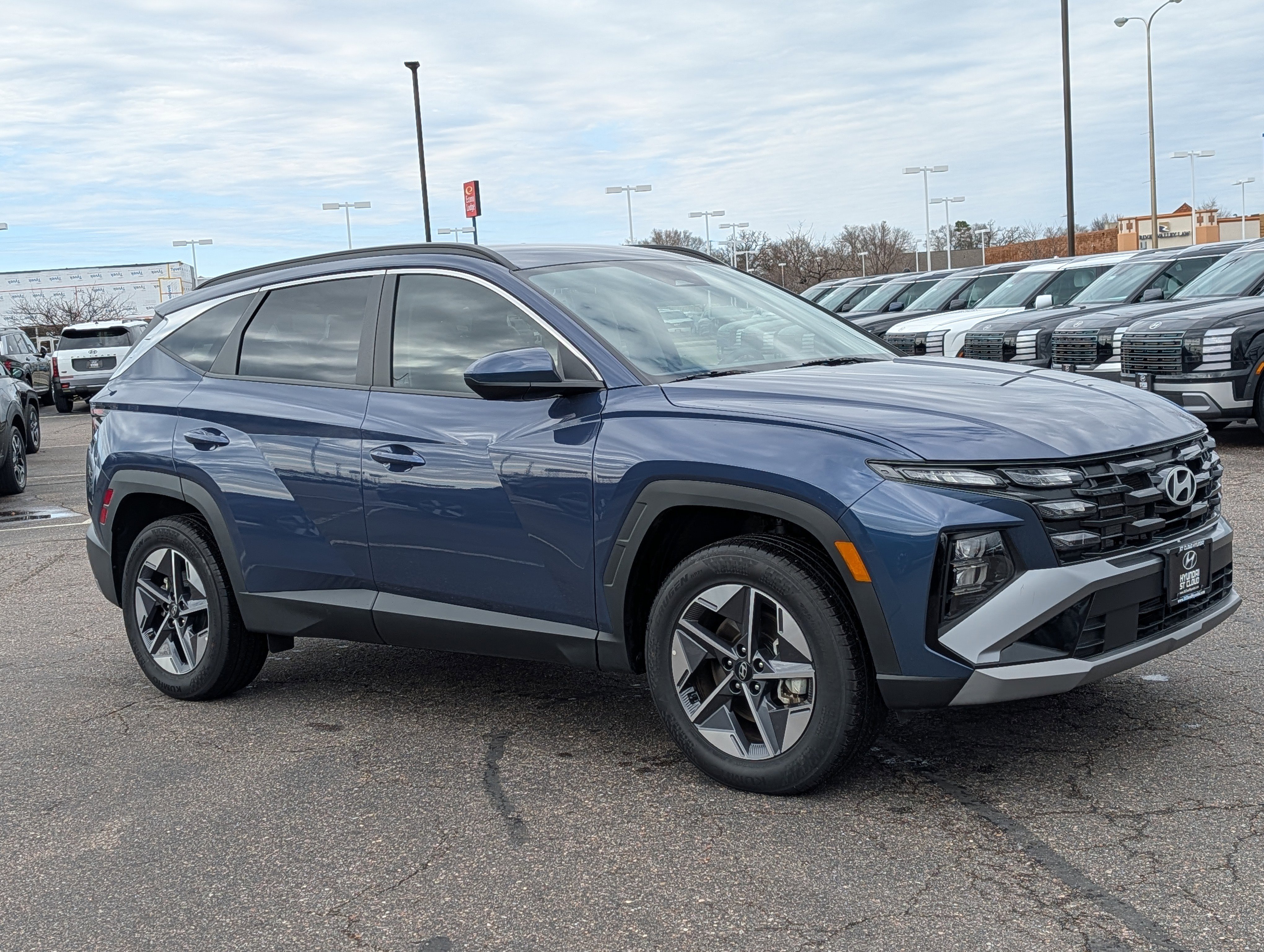 Certified 2025 Hyundai Tucson SEL AWD/4WD image 7