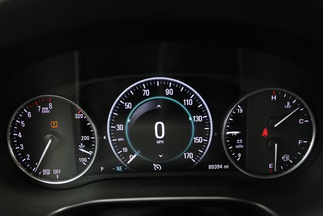 Used 2019 Buick Enclave Avenir w/ Avenir Technology Package AWD/4WD image 16