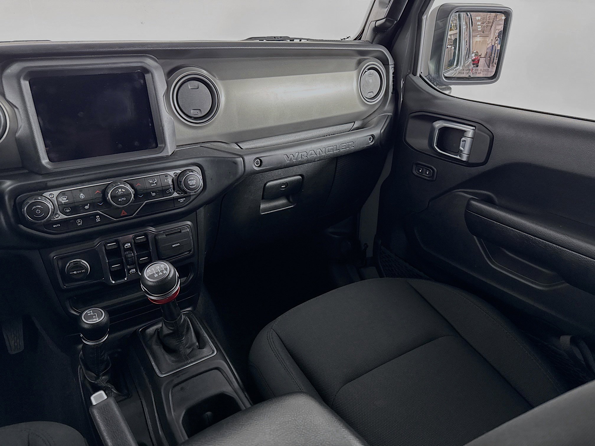 Used 2022 Jeep Wrangler Unlimited Sport image 23