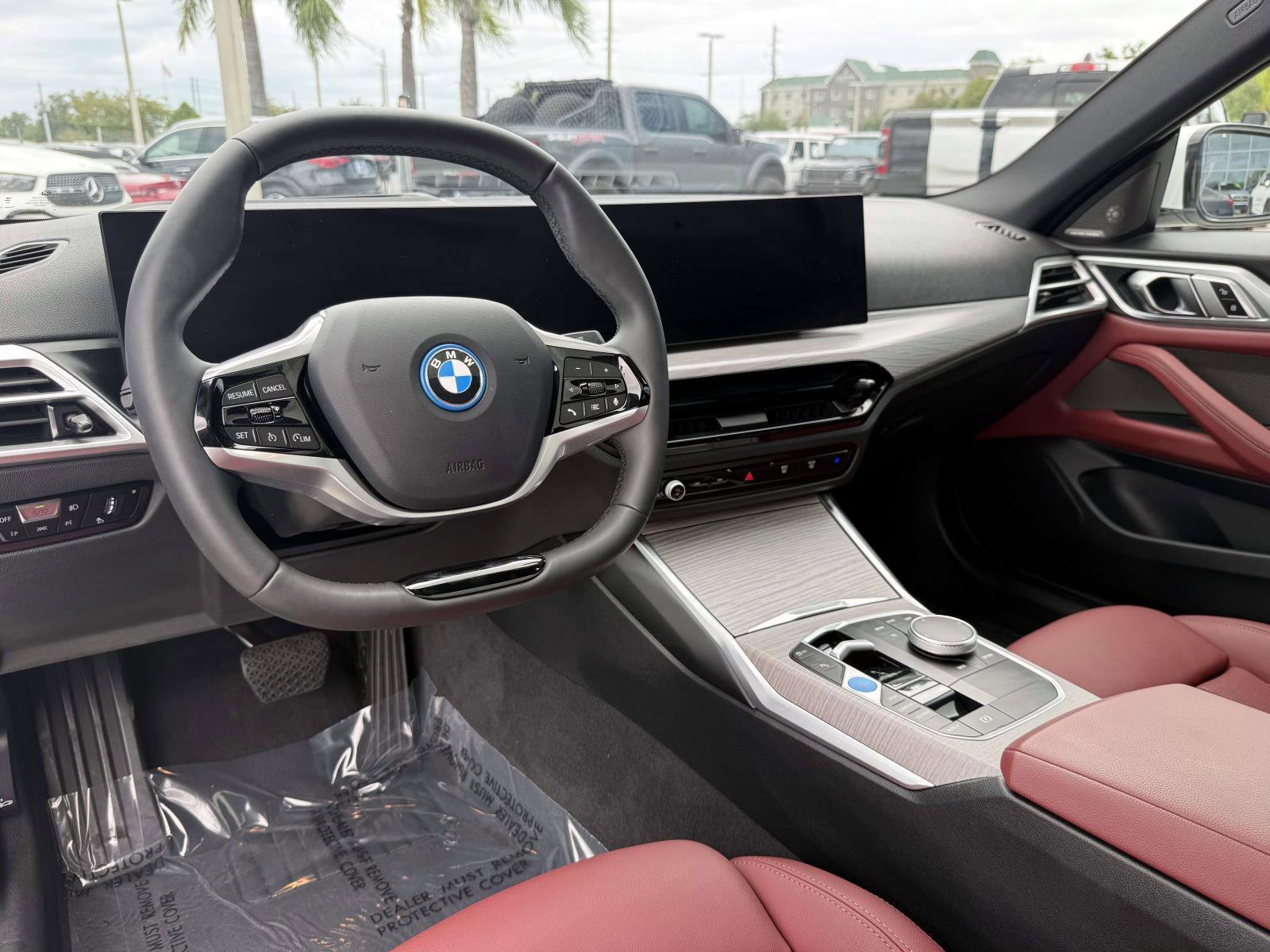 Used 2025 BMW i4 eDrive40 w/ Premium Package RWD image 15
