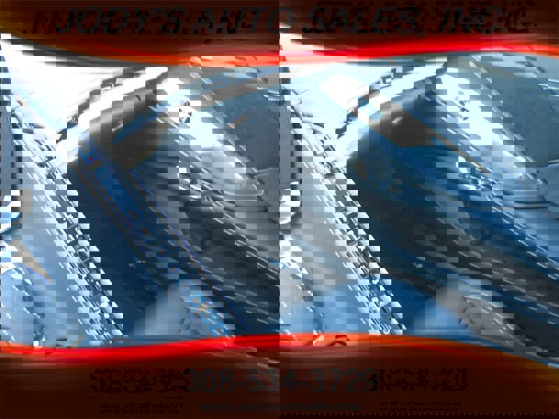 Used 2022 Chevrolet Corvette Stingray Coupe w/ Engine Appearance Package image 25