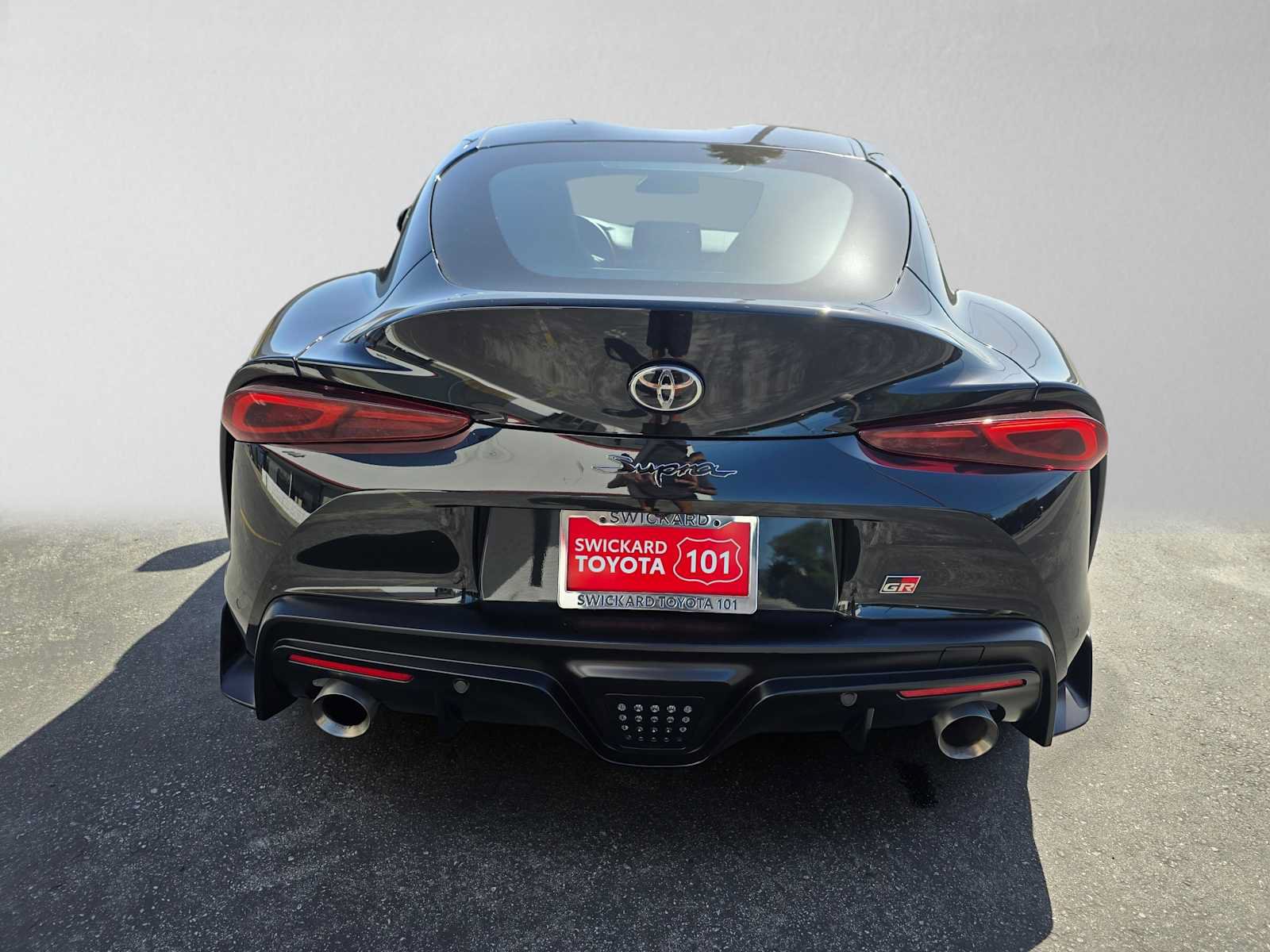 Used 2024 Toyota Supra RWD image 4