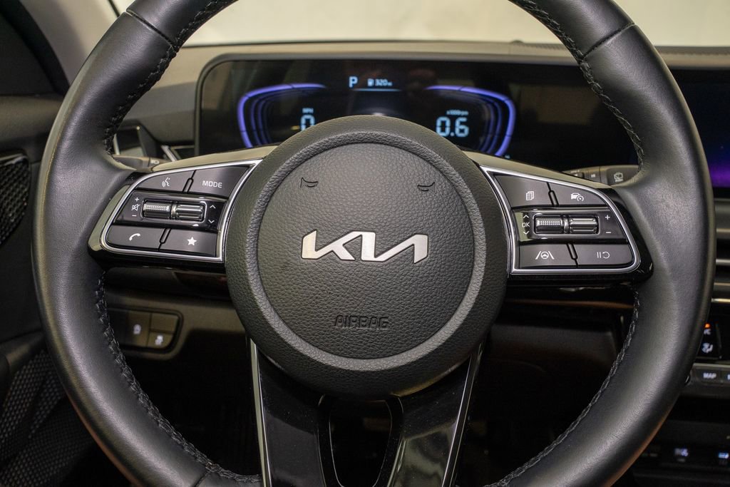 Used 2025 Kia Seltos S image 17