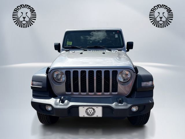 Used 2020 Jeep Gladiator Sport w/ Quick Order Package 24S AWD/4WD image 2