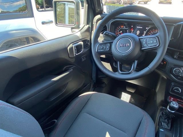 New 2025 Jeep Wrangler Unlimited Rubicon w/ Safety Group image 32