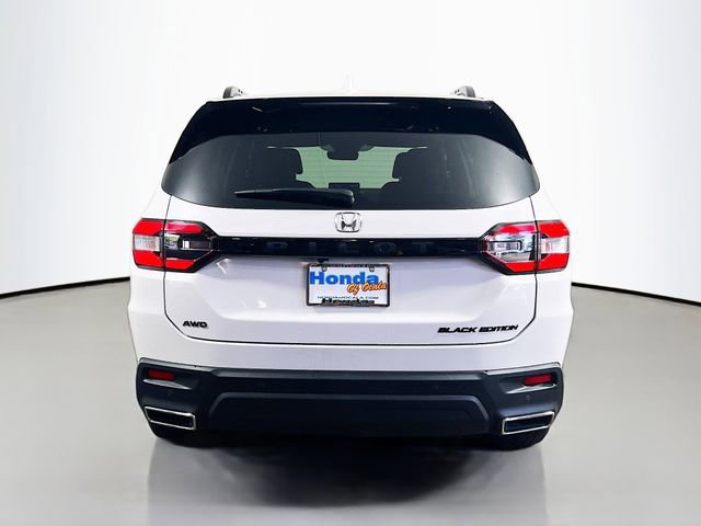 Certified 2025 Honda Pilot Black Edition image 22