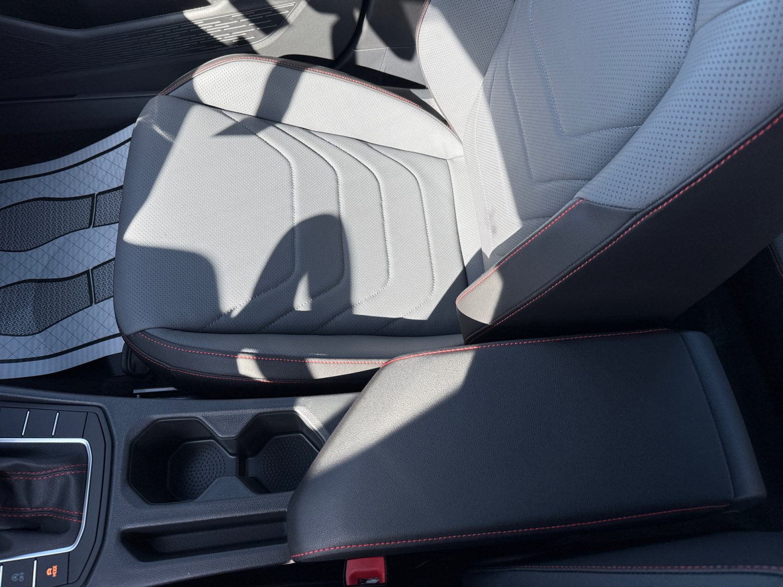 New 2027 Volkswagen Jetta GLI Autobahn FWD image 14