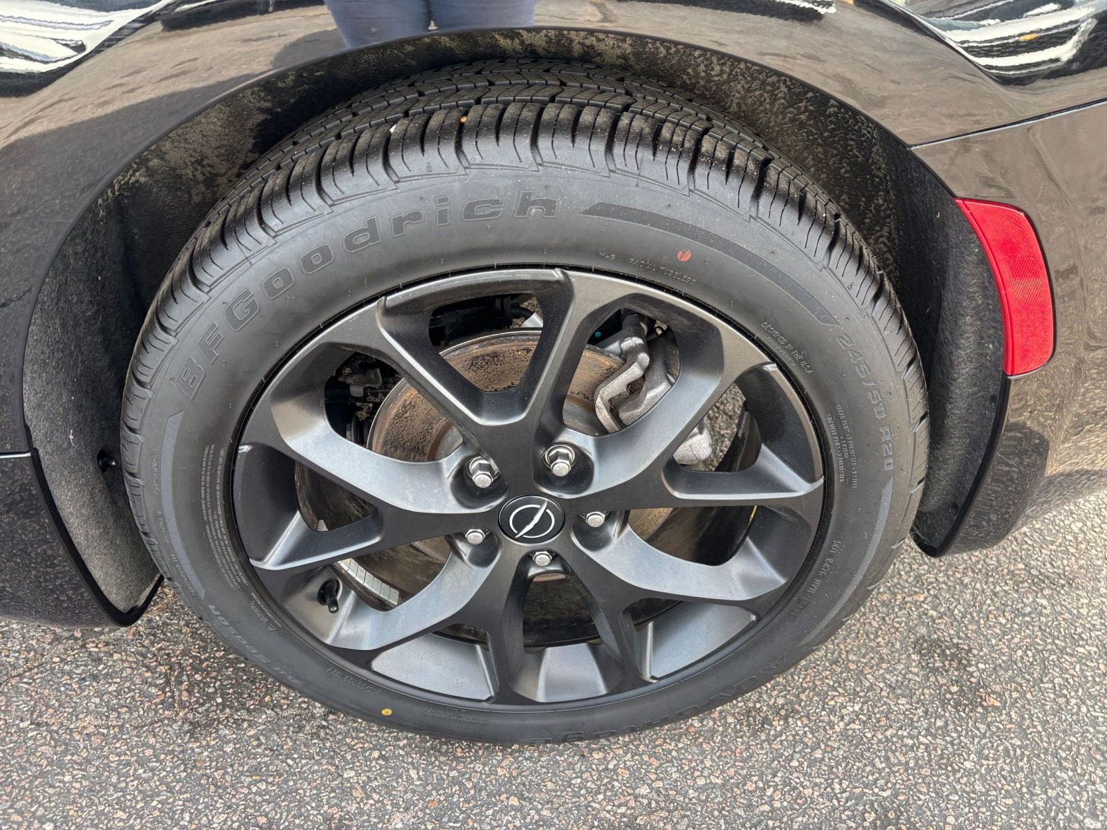 Used 2025 Chrysler Pacifica Limited image 35