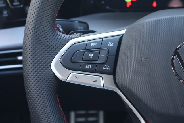 New 2026 Volkswagen GTI SE image 11