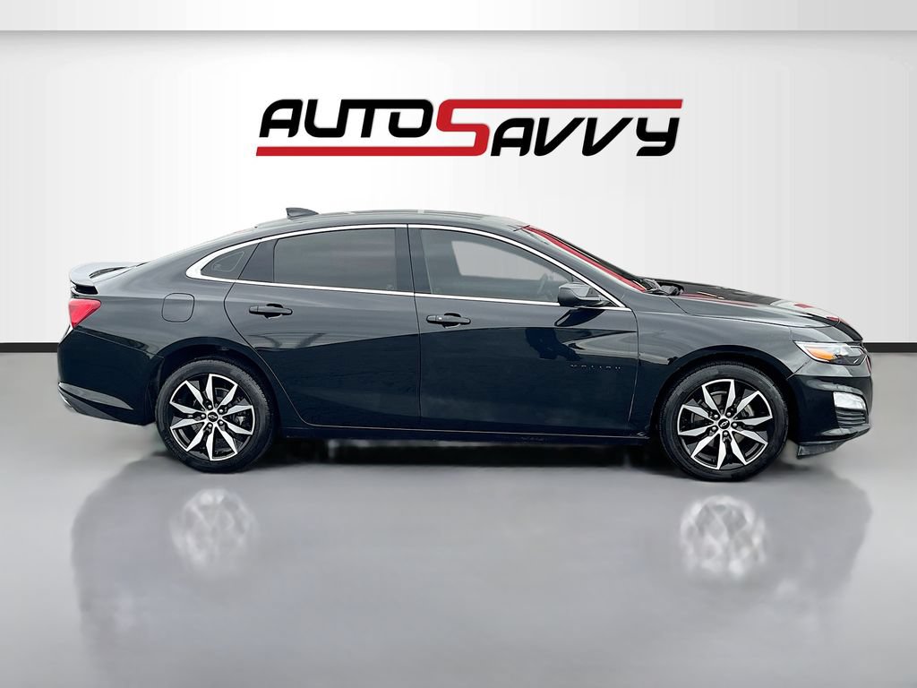 Used 2025 Chevrolet Malibu RS FWD image 8