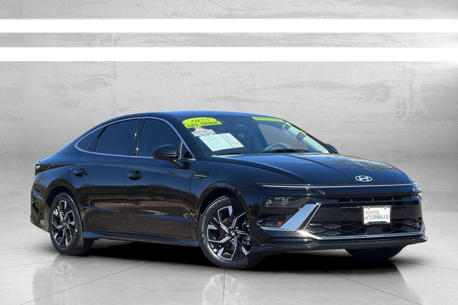 Used 2025 Hyundai Sonata SEL image 2